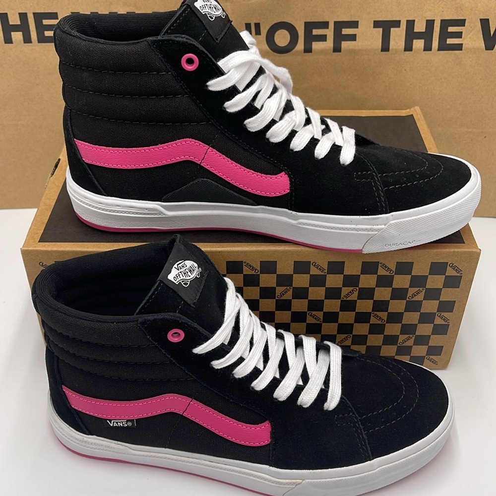 Vans Men’s Bmx Sk8-Hi Black/Magenta
VN0005V0KMN Sneakers - Picture 3 of 16